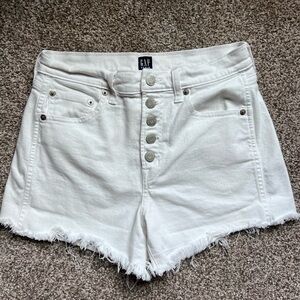 GAP White Frayed Hem Button-Front Denim Shorts Size 2